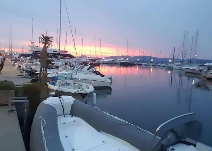 Jolis Voiliers de 6m pour expérience insolite sur Port Fréjus et Port Santa Lucia St Raphael