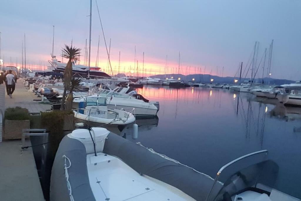 Jolis Voiliers De 6m Pour Expérience Insolite Sur Port Et Port Santa Lucia St Raphael * Fréjus