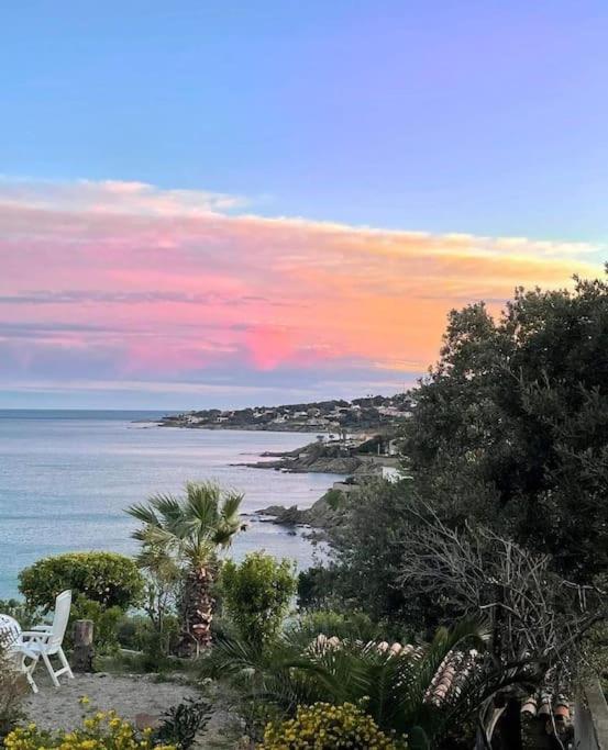 Jolis Voiliers De 6m Pour Expérience Insolite Sur Port Et Port Santa Lucia St Raphael *