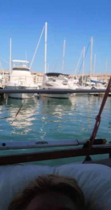 Botel Jolis Voiliers De 6m Pour Expérience Insolite Sur Port Et Port Santa Lucia St Raphael